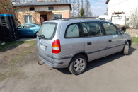 Opel Zafira A*2001 r*2,0 DTI.